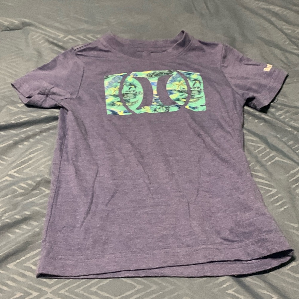 Boy Hurley shirt